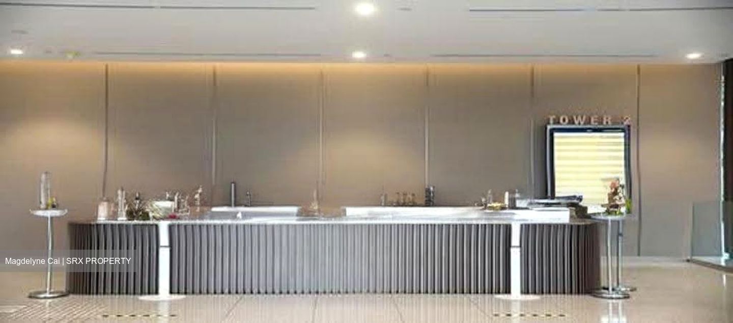 Tampines Grande (D18), Office #639832581
